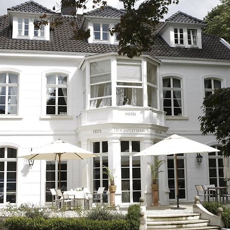 Hotel Hochzeitshaus Aurich Bagian luar foto